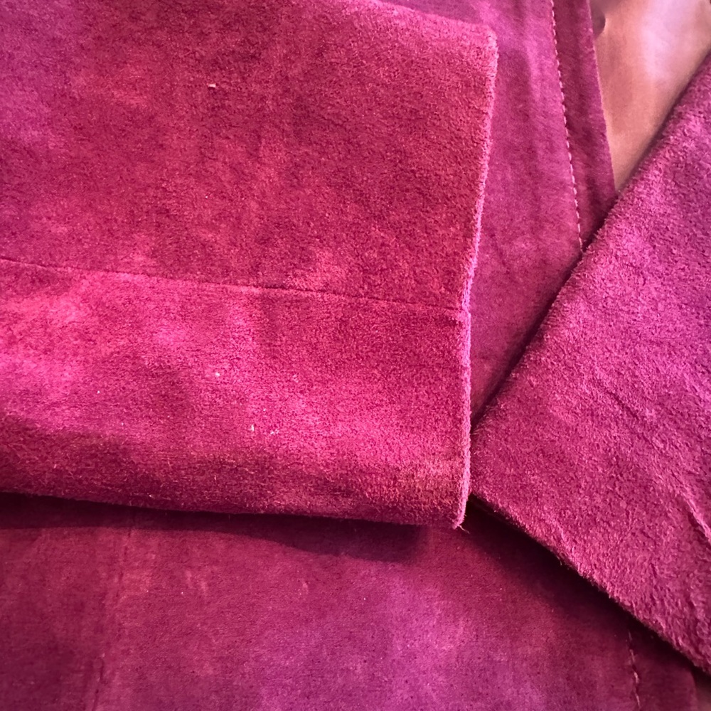 Purple suede Jacket - Picture 9 of 10